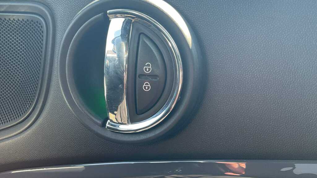 Mini Countryman 1.5 Cooper Suv Euro 6 Ss 136 Silver #18