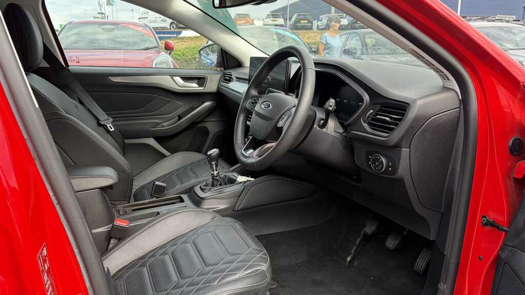 Ford Focus Estate 2.3 Focus St Estate 2.3L Ecoboost 280Ps Fwd Green #18