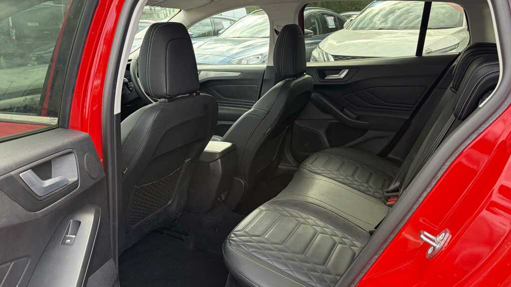 Ford Focus Estate 2.3 Focus St Estate 2.3L Ecoboost 280Ps Fwd Green #13