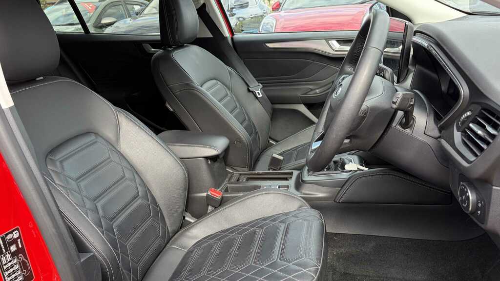 Ford Focus Estate 2.3 Focus St Estate 2.3L Ecoboost 280Ps Fwd Green #19