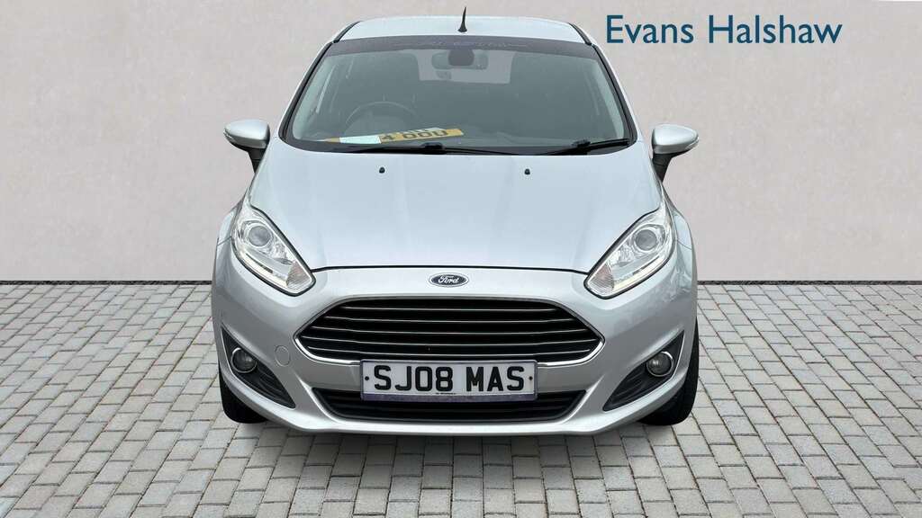 Ford Fiesta 1.25 82 Zetec - 35 Road Tax - One Owner Red #3