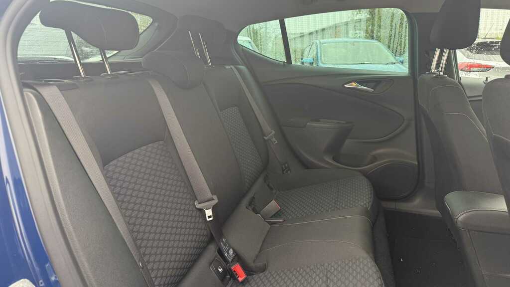 Vauxhall Astra 1.5 Turbo D Business Edition Nav Sports Tourer Eur  #10