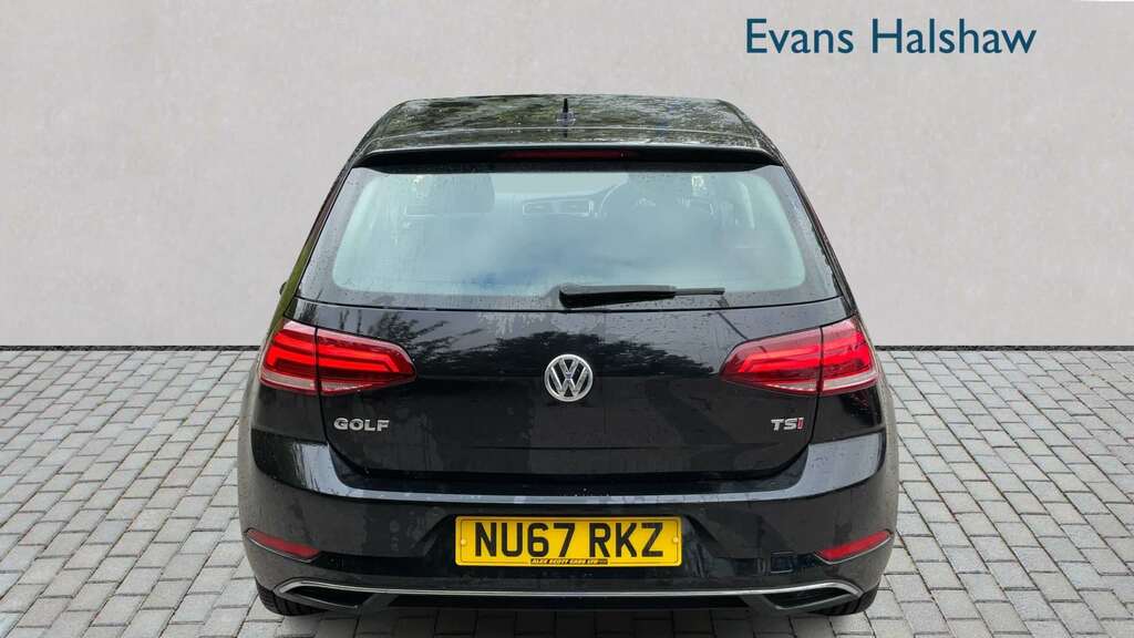 Volkswagen Golf 1.4 Tsi Se Nav Dsg 2017 Black #5