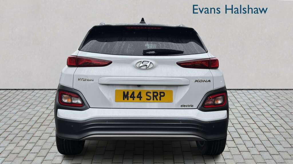 Hyundai Kona 150Kw Premium Se 64Kwh 2019 White #4