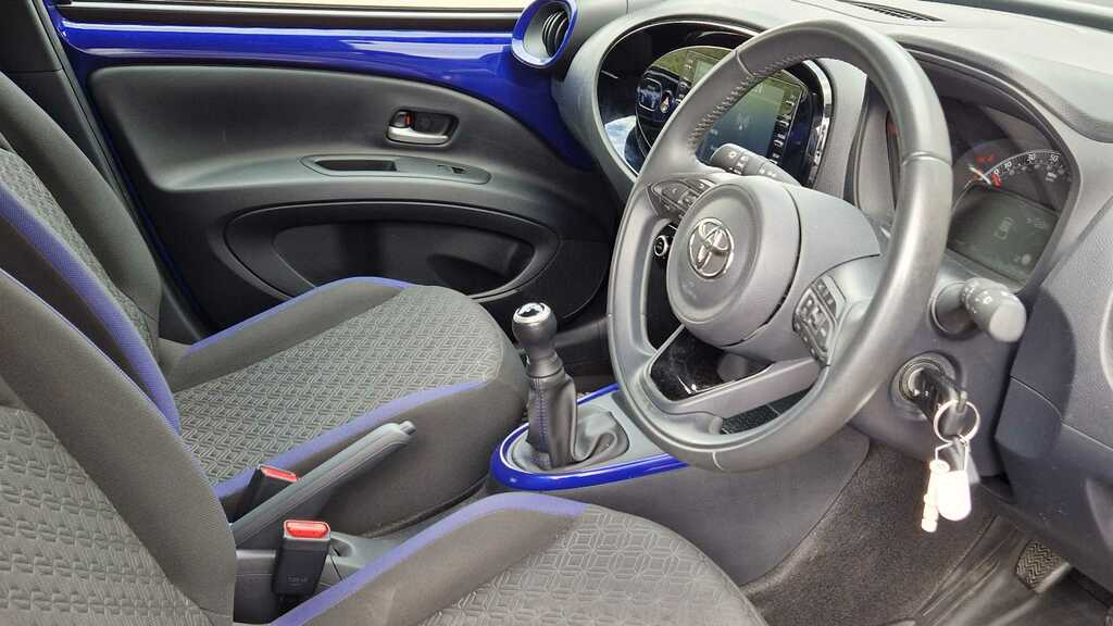 Toyota Aygo X 1.0 Vvt-i Edge Hatchback Euro 6 Green #8