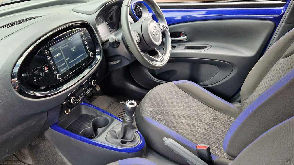 Toyota Aygo X 1.0 Vvt-i Edge Hatchback Euro 6 Green #10