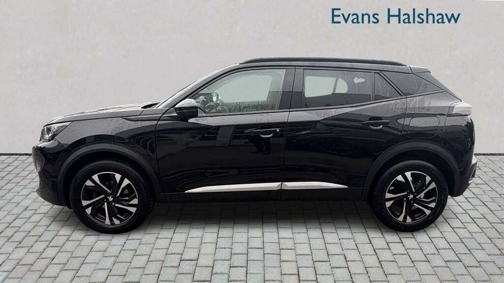 Peugeot 2008 1.2 Puretech 130 Allure Premium Eat8 2023 Black #4