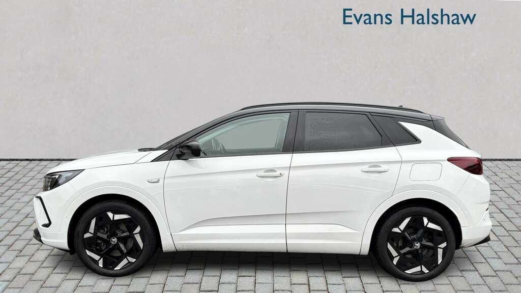 Vauxhall Grandland 1.6 Plug-in Hybrid 300 4X4 Gse 2023 White #3