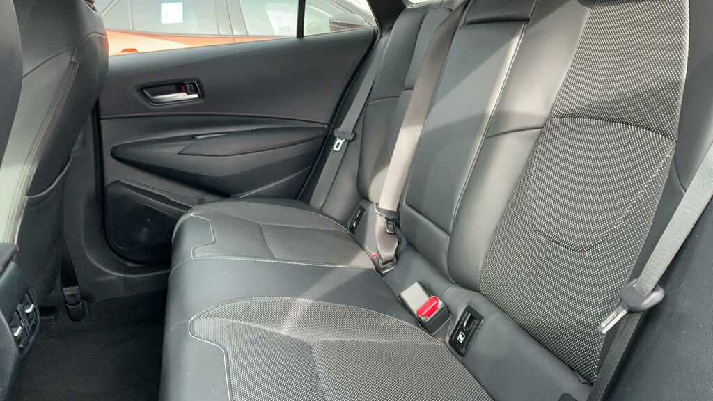 Toyota Corolla Estate 1.8 Vvt-h Design Touring Sports Cvt Euro 6 Blue #10