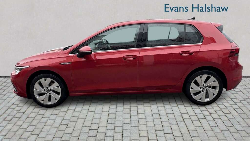 Volkswagen Golf 1.5 Etsi 150 Style Dsg 2024 Red #4
