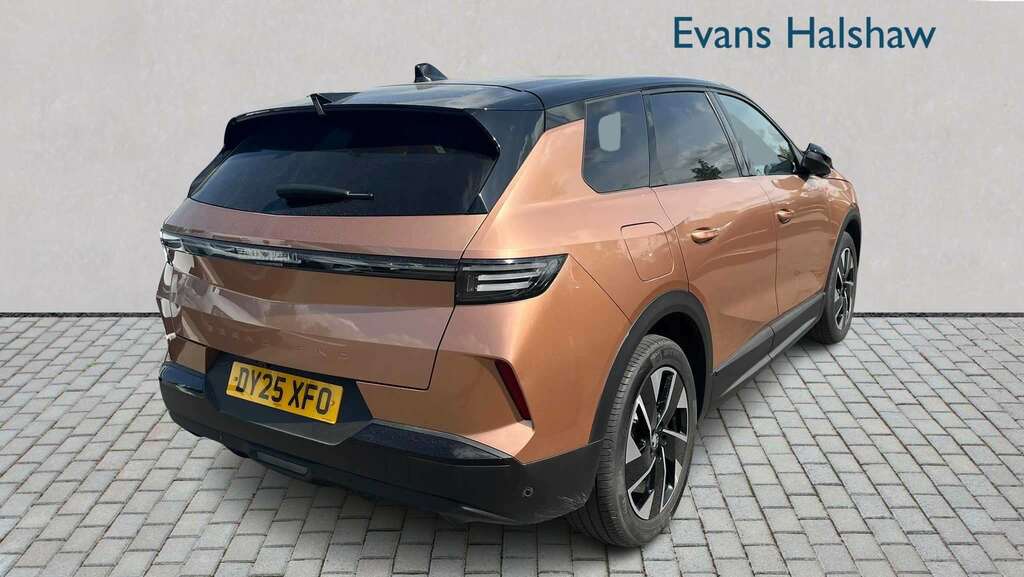 Vauxhall Grandland 1.2 Hybrid 136 Ultimate E-dct6 Pan Roof 20 Brown #4