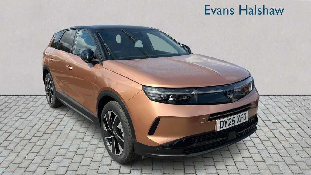 Vauxhall Grandland 1.2 Hybrid 136 Ultimate E-dct6 Pan Roof 20 Brown