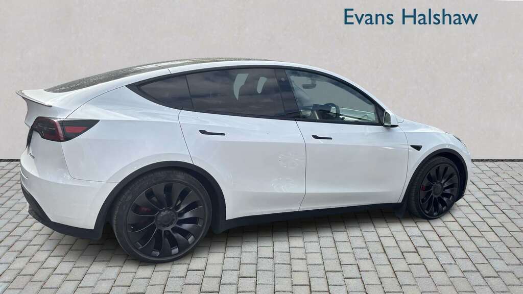 Tesla Model Y Performance Awd 2022 FE72CCO White #3