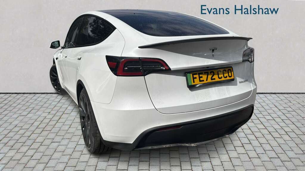 Tesla Model Y Performance Awd 2022 FE72CCO White #2