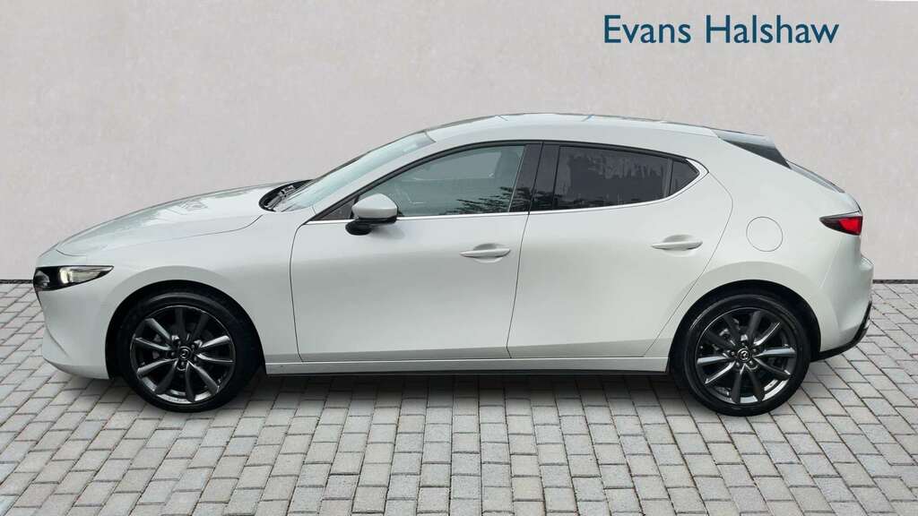 Mazda 3 2.5 E-skyactiv G Mhev 140 Exclusive-line MC75BEU White #3