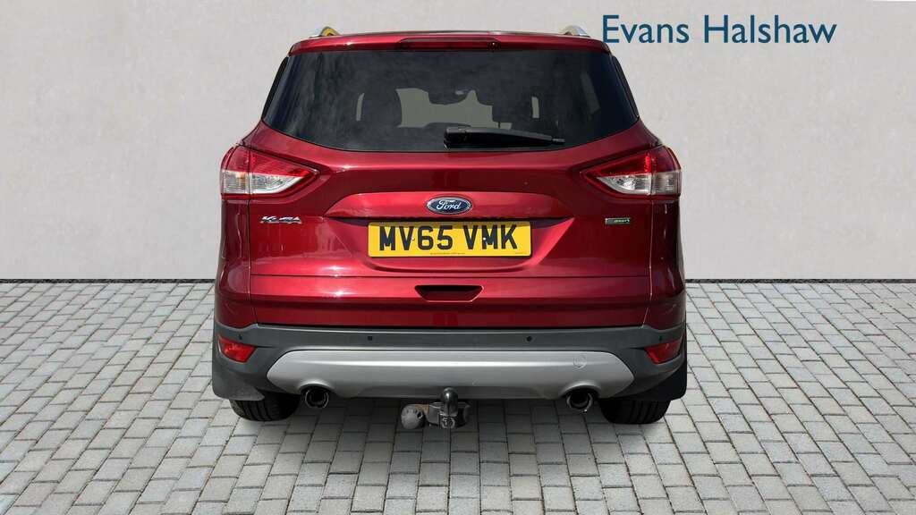 Ford Kuga 1.5 Ecoboost Titanium 2Wd 2015 Red #6