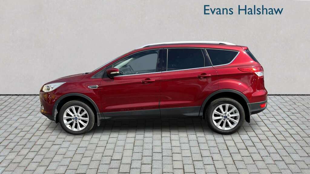Ford Kuga 1.5 Ecoboost Titanium 2Wd 2015 Red #4