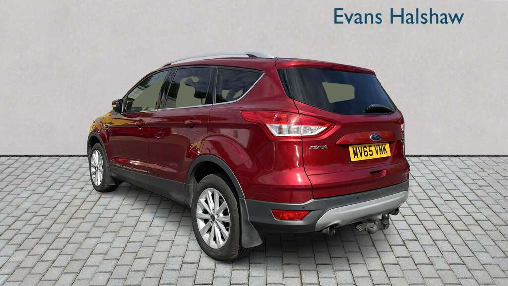 Ford Kuga 1.5 Ecoboost Titanium 2Wd 2015 Red #5