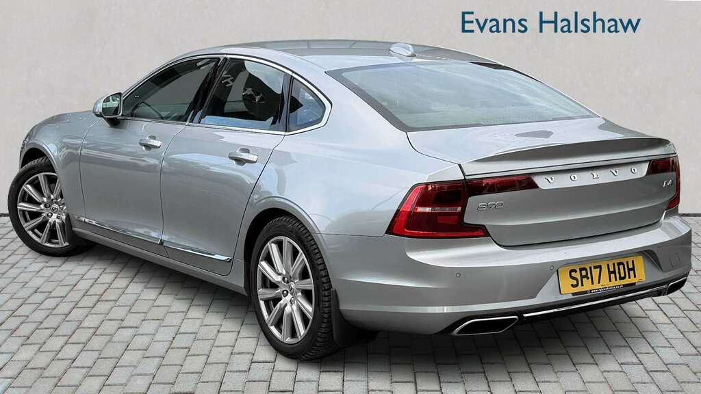 Volvo S90 2.0 D4 Inscription Geartronic 2017 Silver #2