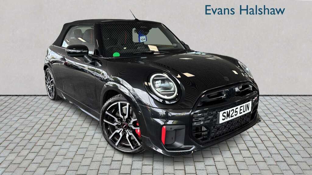Mini Hatch 2.0 John Works 2025 SM25EUN Black