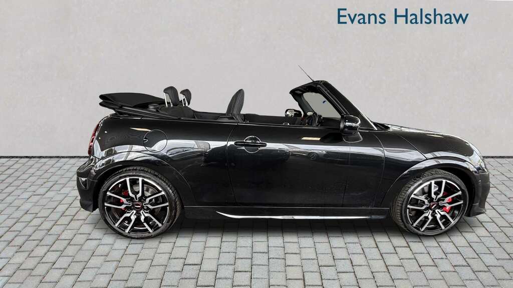 Mini Hatch 2.0 John Works 2025 SM25EUN Black #5