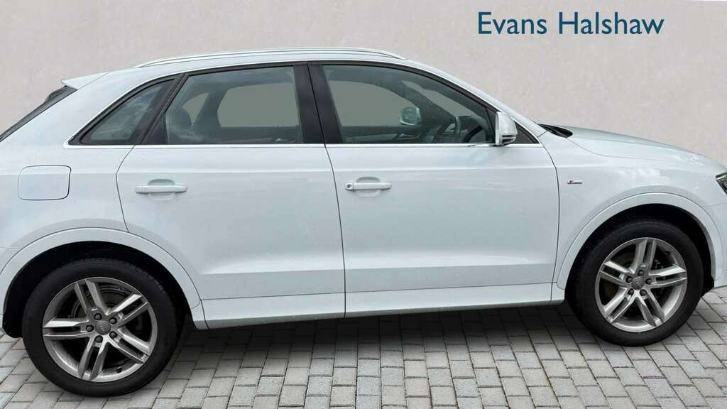 Audi Q3 2.0 Tdi Quattro S Line 2012 White #4