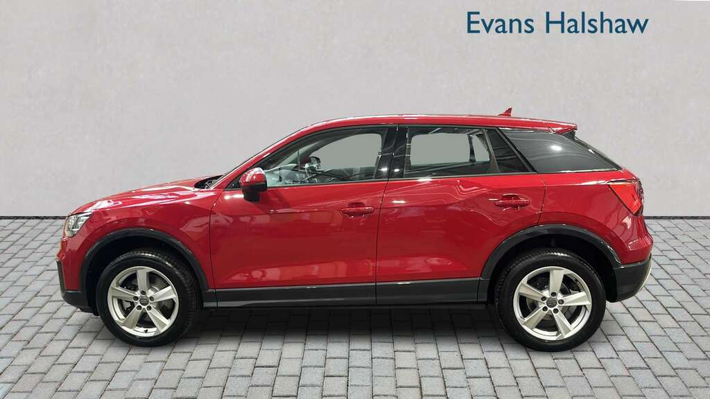 Audi Q2 1.4 Tfsi Sport 2018 BA18HVX Red #3