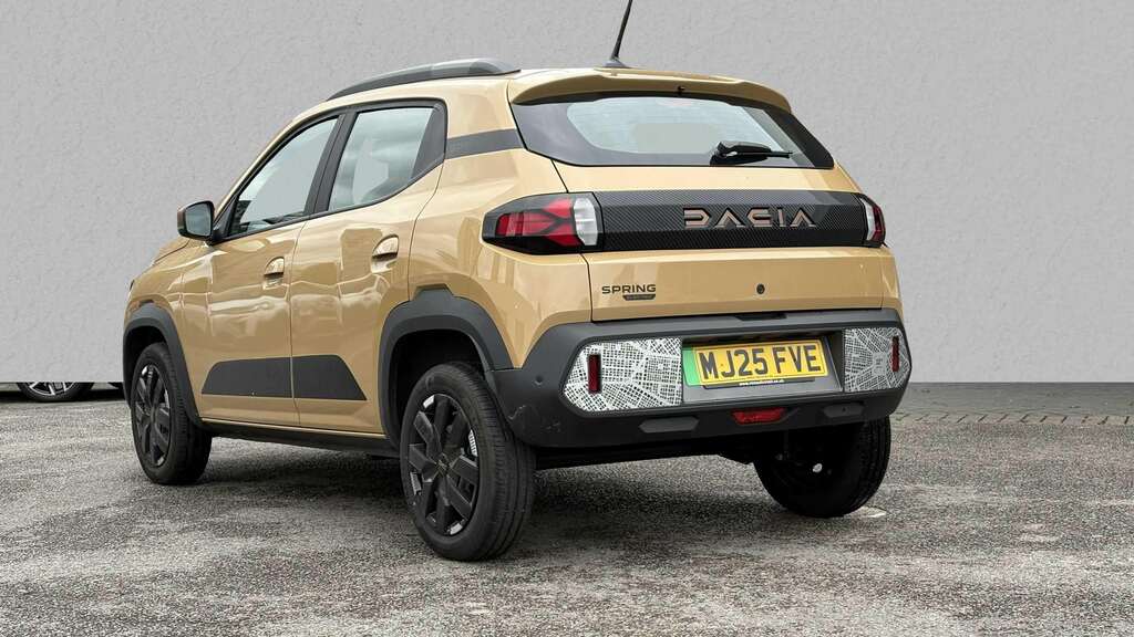 Dacia Spring 27Kwh Extreme 65 48Kw 2025 Brown #3
