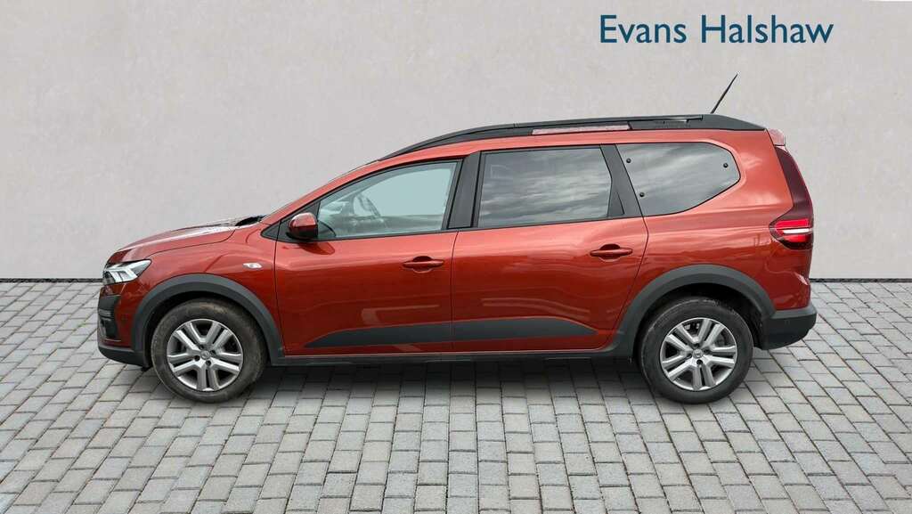Dacia Jogger 1.0 Tce Comfort 2022 FX22WDO Brown #4