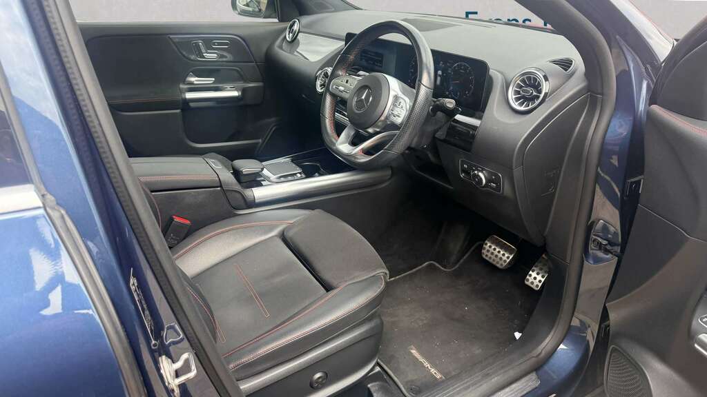 Mercedes-Benz GLA Class 180 Amg Line Premium Plus 2021 Blue #4