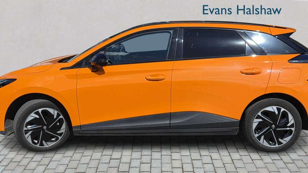 MG MG4 150Kw Trophy Ev Long Range 64Kwh 2023 YE23XVL Orange #3