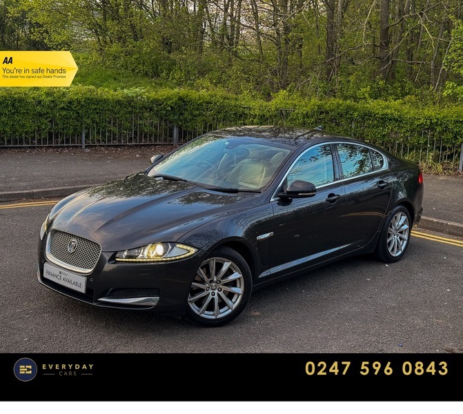 Jaguar XF 2.2D Premium Luxury Grey
