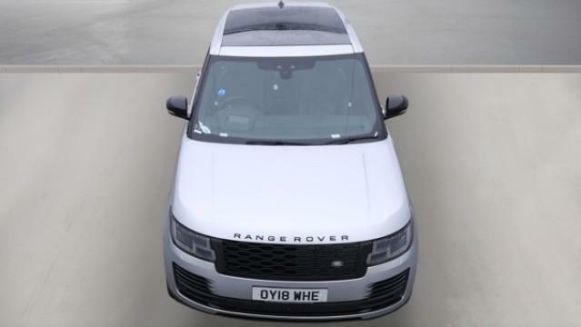 Land Rover Range Rover 2.0 P400e 12.4Kwh Vogue Silver #2