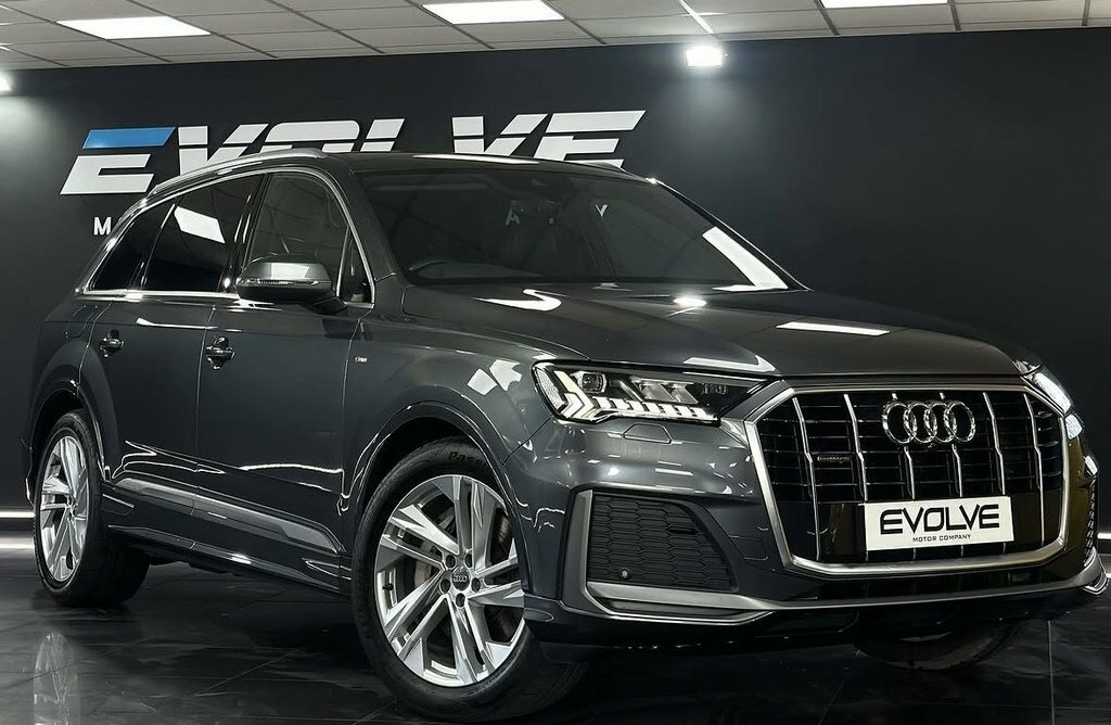 Audi Q7 3L S Line Grey