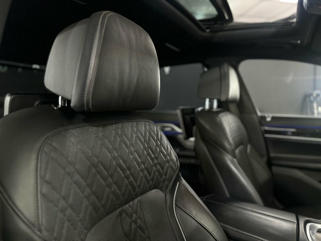BMW 7 Series 740D Xdrive M Sport Blue #26