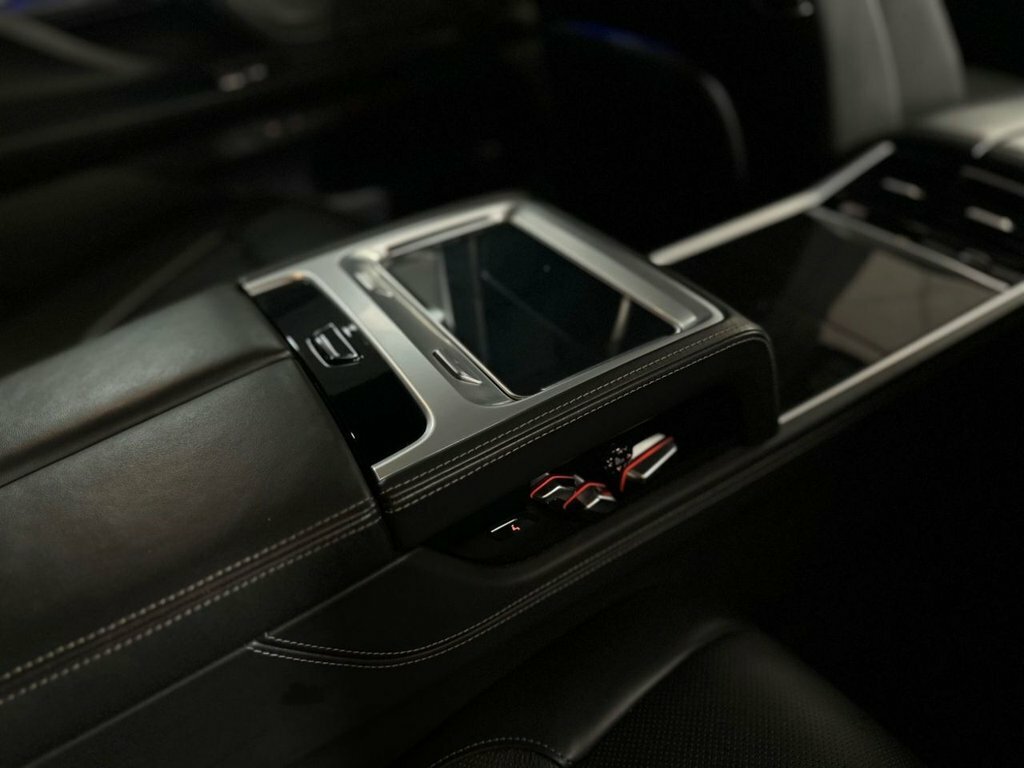 BMW 7 Series 740D Xdrive M Sport Blue #28