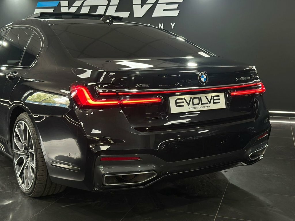 BMW 7 Series 740D Xdrive M Sport Blue #33