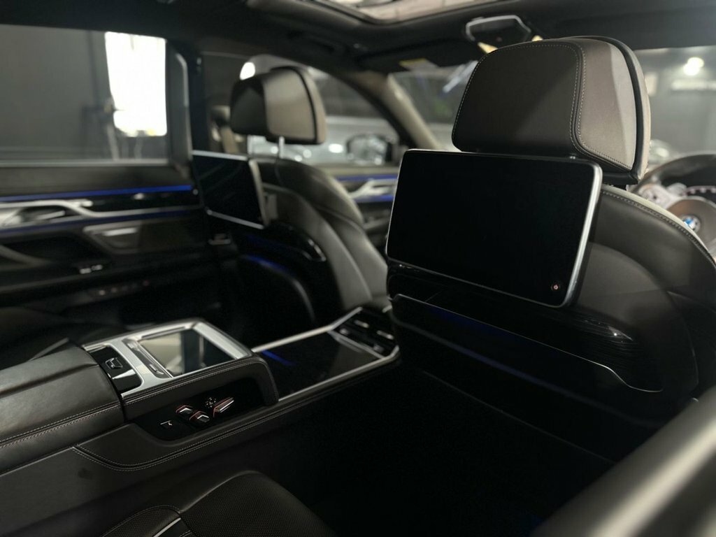 BMW 7 Series 740D Xdrive M Sport Blue #25