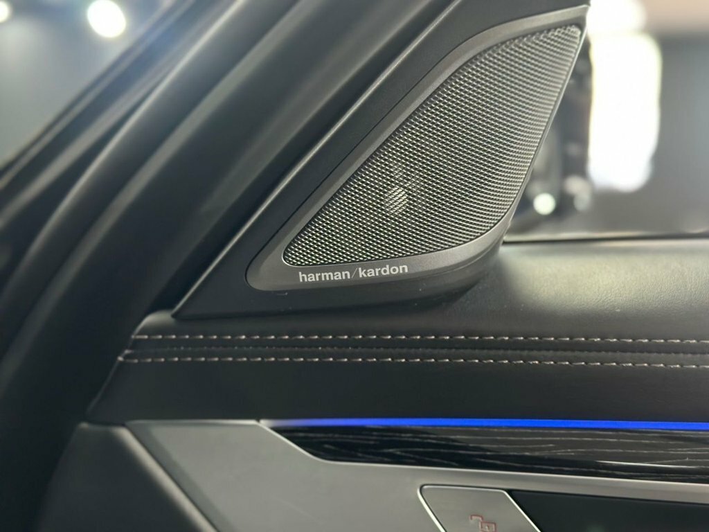 BMW 7 Series 740D Xdrive M Sport Blue #23