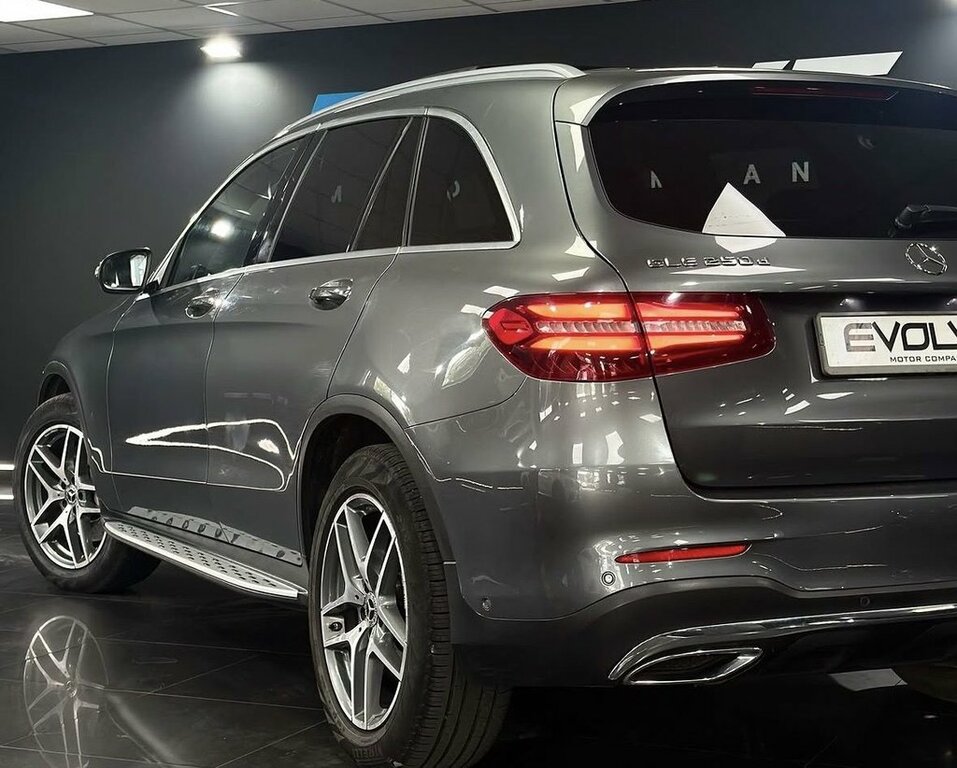 Mercedes-Benz GLC Class 2.1 Glc 220 D 4Matic Amg Line Premium 168 Black #9