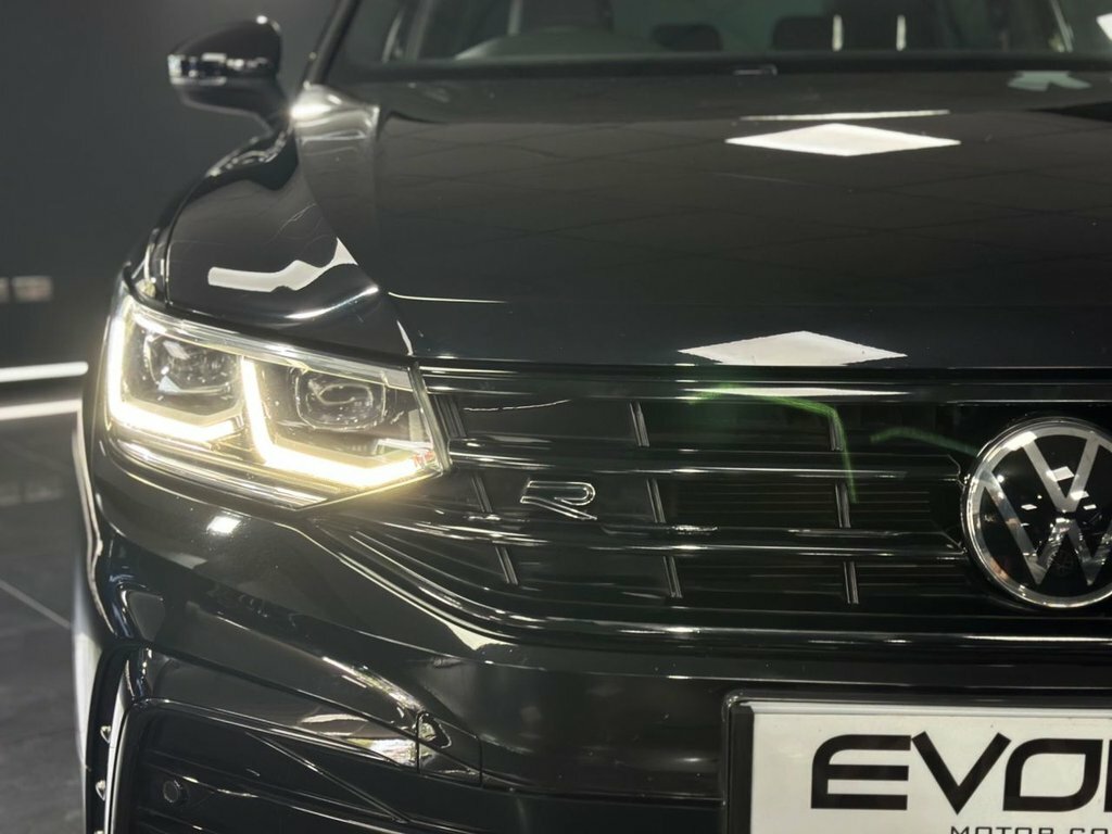 Volkswagen Tiguan 1.5L R-line Black #6