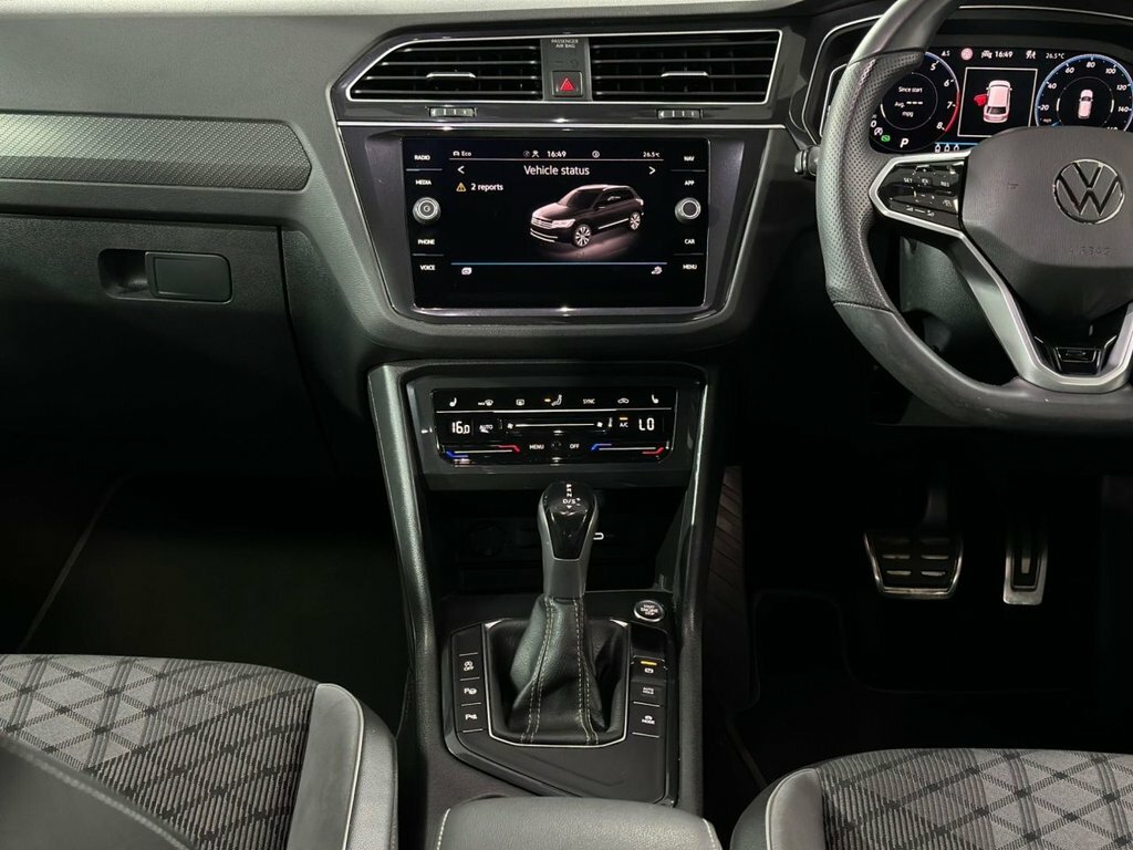 Volkswagen Tiguan 2.0 Tdi 4Motion R-line Dsg White #17