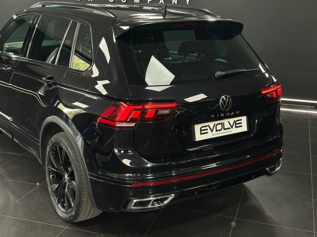 Volkswagen Tiguan 2.0 Tdi 4Motion R-line Dsg White #13