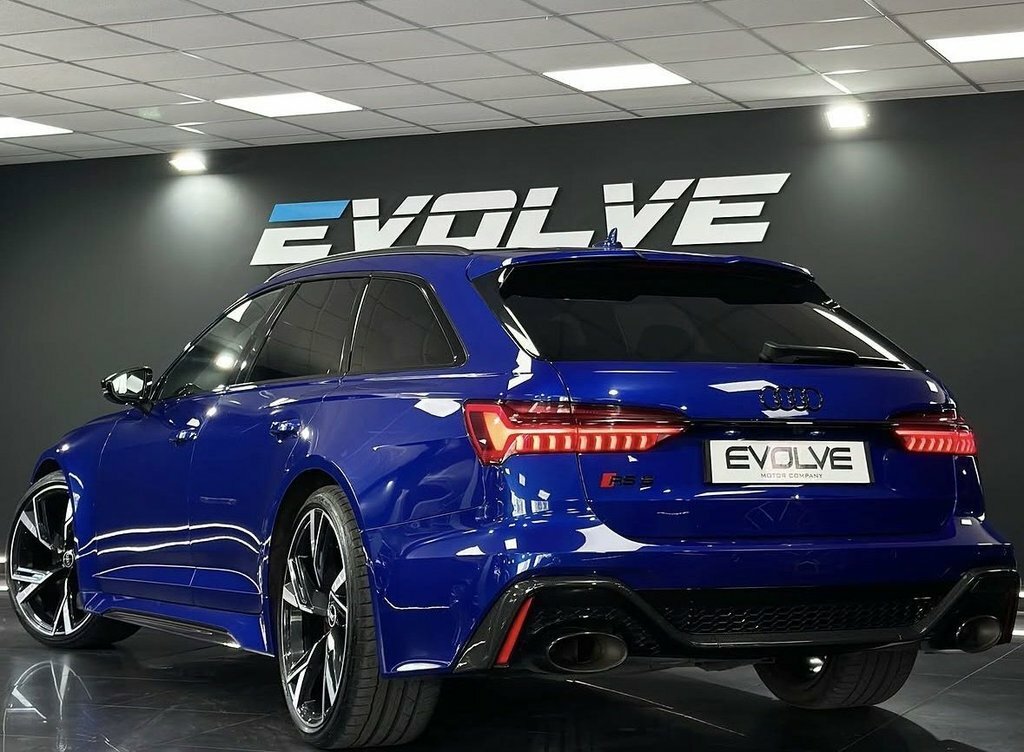 Audi RS6 Avant 4L Carbon Black Blue #2