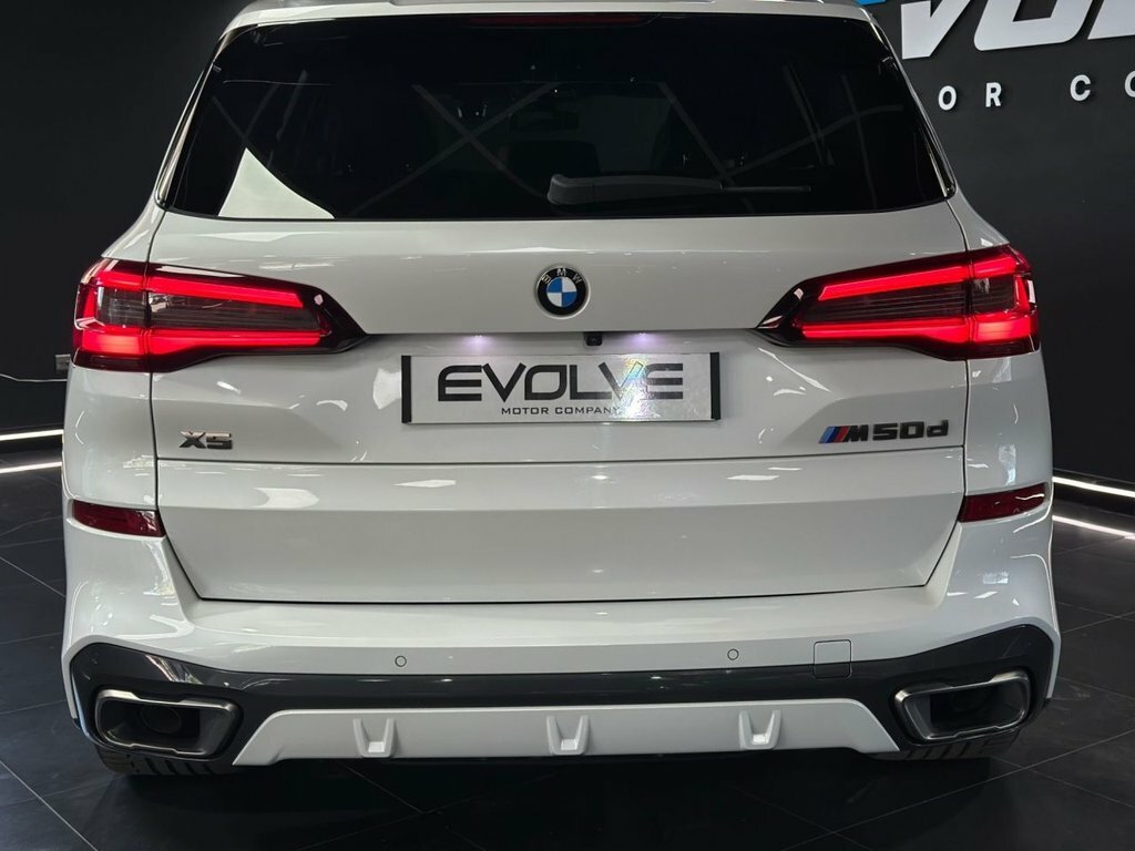 BMW X5 Suv DP70VZV White #5