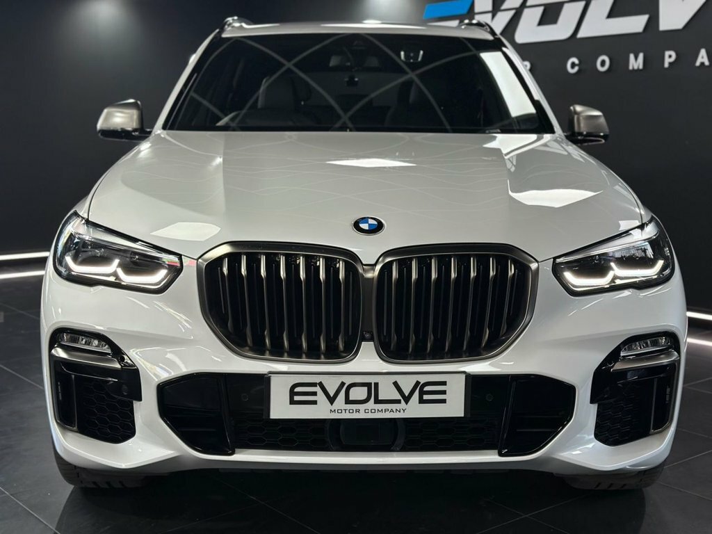 BMW X5 Suv DP70VZV White #4