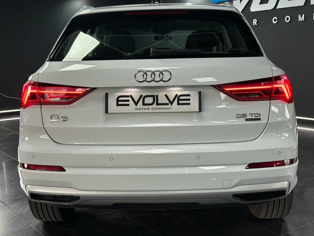 Audi Q3 2L Sport SH69ORK White #4