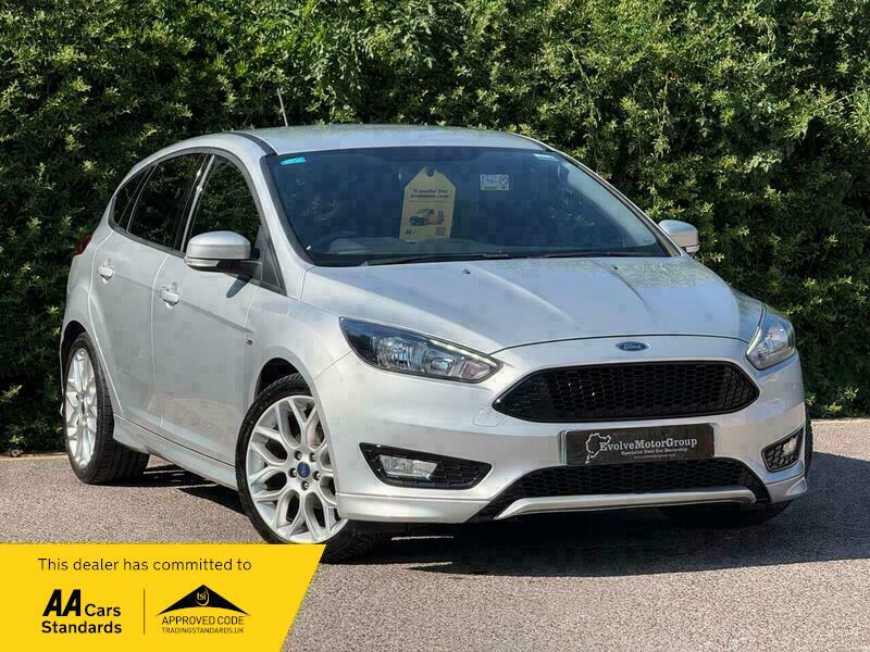 Ford Focus 1.5T Ecoboost St-line Euro Silver