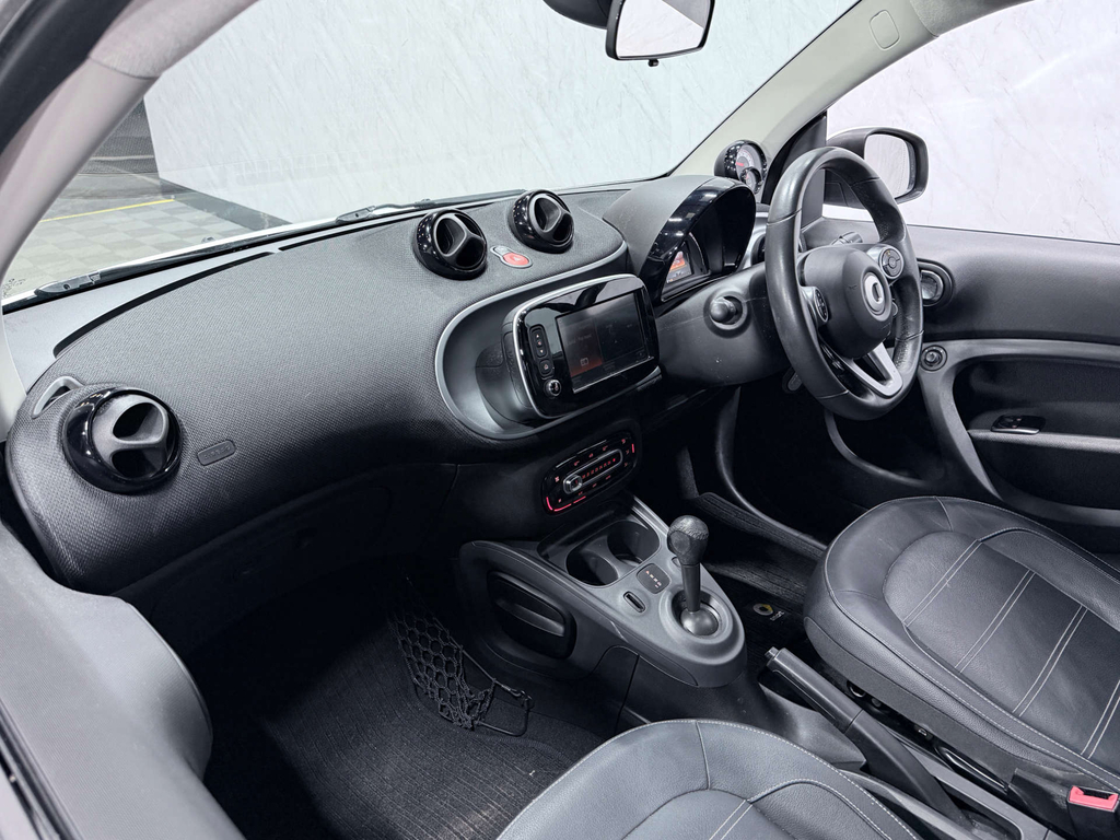 Smart Fortwo 0.9T Prime Premium Plus Twinamic Euro 6 Ss Black #44