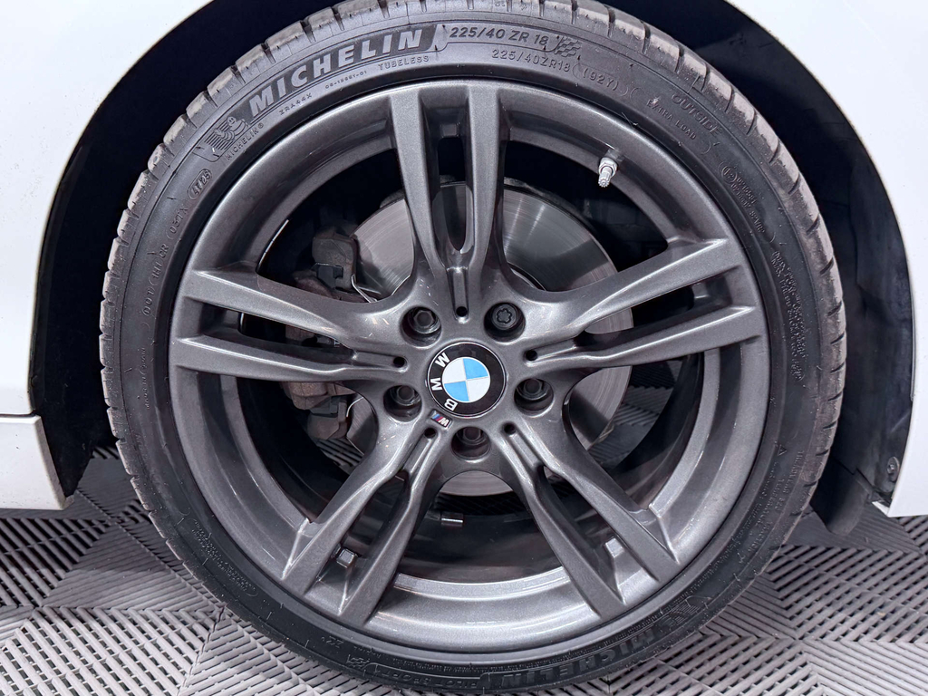 BMW 2 Series 2.0Td 220D Sport Convertible Red #34